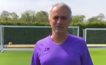 Mourinho protagoniza cena engraçada ao participar do Home Goal Challenge