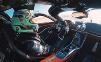 SSC Tuatara atinge os 532,7 km/h e bate recorde mundial de velocidade