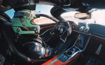 SSC Tuatara atinge os 532,7 km/h e bate recorde mundial de velocidade