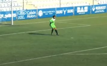 Guarda-redes festeja golo que marcou aos 90+5 e acaba por sofrer outro de volta