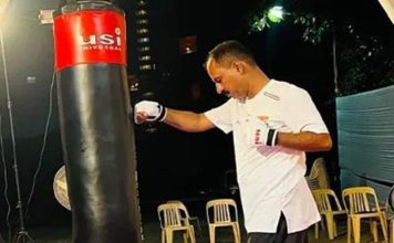 Feito Épico: Indiano bate em saco de Boxe por incríveis 55 horas e 15 minutos