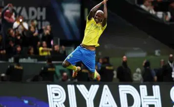 Talisca marca golo e celebra com um ‘Sii’ em frente a Messi