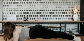 Faça este treino em casa durante 7 dias e veja o que muda no seu corpo